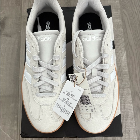 Adidas Barreda Sneakers Gray / White / Gum - Size 9 Men's NEW - Picture 4 of 8